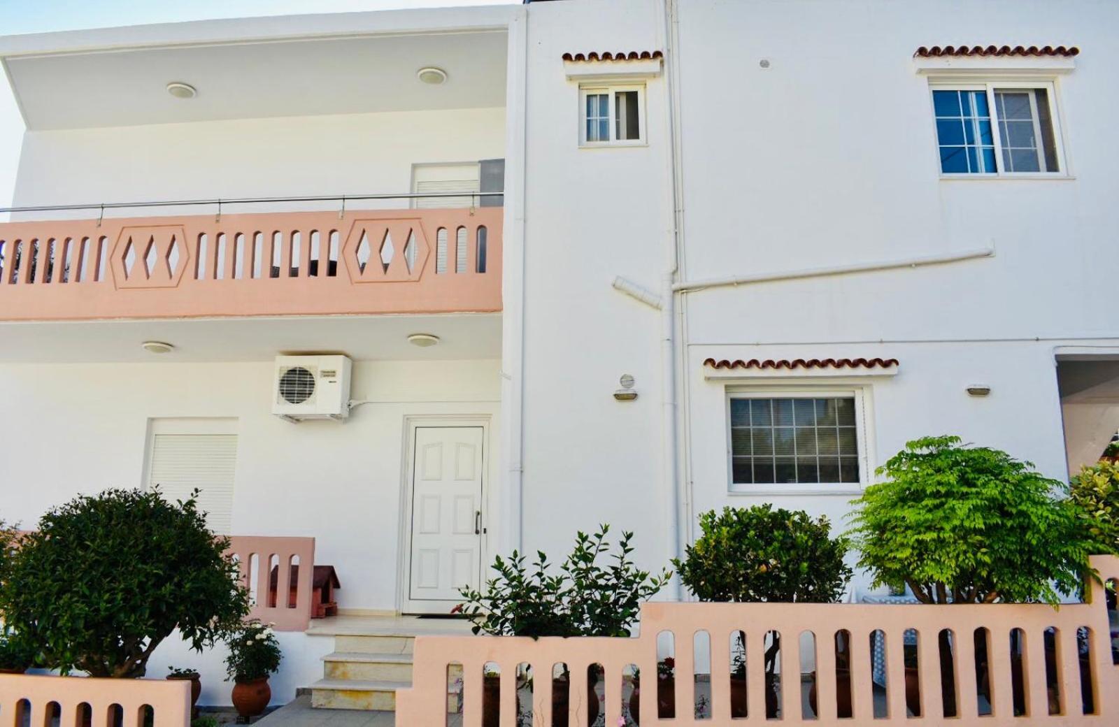 Cozy Renovated Apartment "Filoxenia" คาโตดารัตโซ ภายนอก รูปภาพ